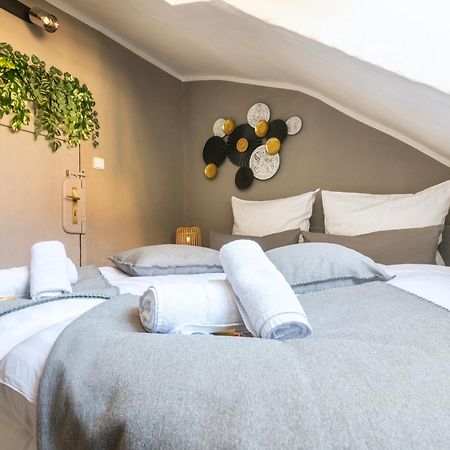 Apartamento 20 Seconds To Charles Bridge Praga Exterior foto